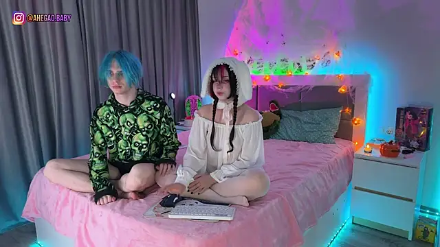 Snapshot of h3ntai_baby chatting on 23, 10, 2025 h3ntai baby online show from 23, 10, 2025