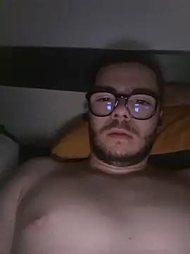 Snapshot of Tutur19 chatting on 8, 3, 2025 Tutur19 online show from 8, 3, 2025