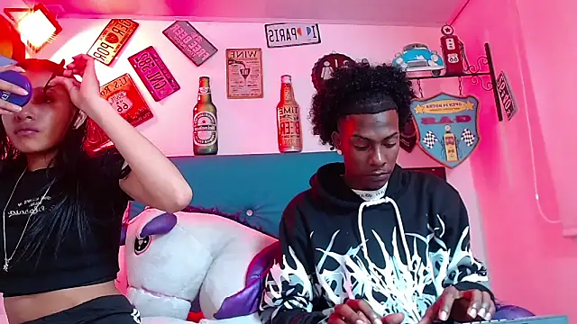 lili roussi online show from 30, 9, 2025