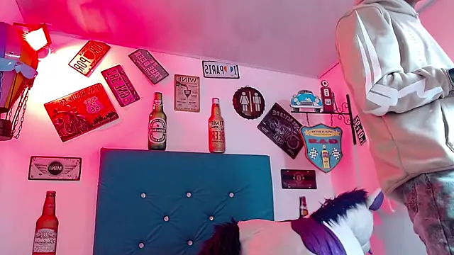 lili roussi online show from 12, 11, 2025