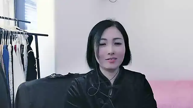 Rachel-6600 online show from 22, 4, 2026