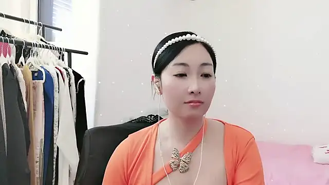 Rachel-6600 online show from 23, 4, 2026