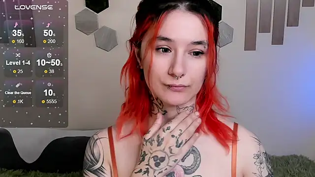 Snapshot of Angel_Monica chatting on 6, 10, 2025 Angel Monica online show from 6, 10, 2025