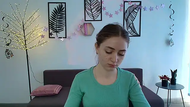 Snapshot of LilyHaart chatting on 19, 3, 2025 LilyHaart online show from 19, 3, 2025