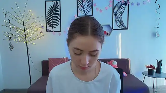 Snapshot of LilyHaart chatting on 23, 3, 2025 LilyHaart online show from 23, 3, 2025