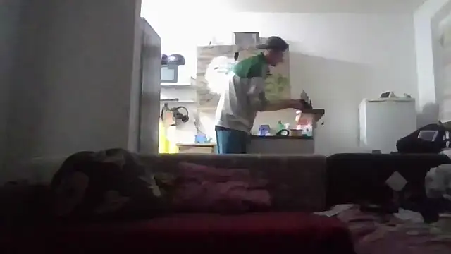 Snapshot of ThePython666 chatting on 9, 11, 2025 ThePython666 online show from 9, 11, 2025