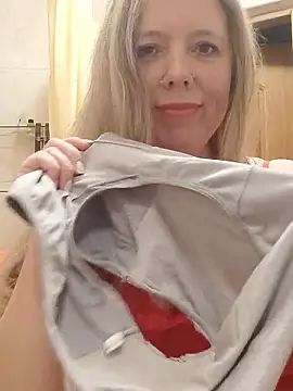 Irina3718 online show from 7, 10, 2025