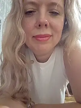 Irina3718 online show from 21, 7, 2026