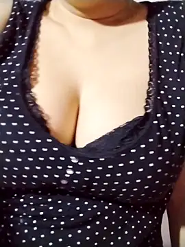 Snapshot of az9ovsqjqhva chatting on 18, 10, 2025 az9ovsqjqhva online show from 18, 10, 2025