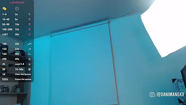 Snapshot of Soy_mangx chatting on 12, 10, 2025 Soy mangx online show from 12, 10, 2025