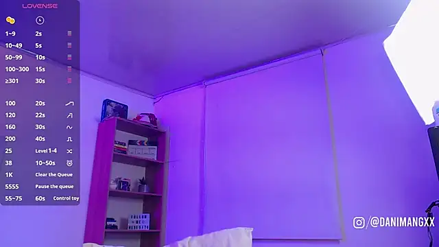 Snapshot of Soy_mangx chatting on 15, 10, 2025 Soy mangx online show from 15, 10, 2025