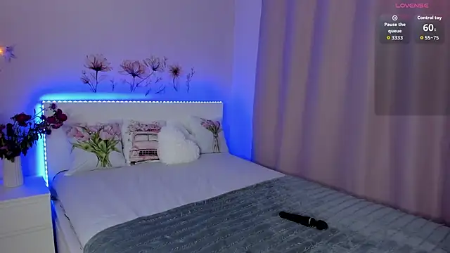 Eva McCoy online show from 16, 9, 2025