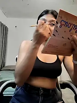 Snapshot of Guadalupe_Lopez chatting on 2, 10, 2025 Guadalupe Lopez online show from 2, 10, 2025