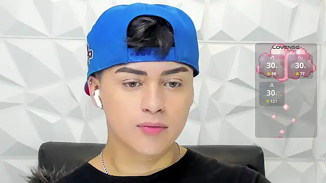 Snapshot of Sam_Daves chatting on 24, 11, 2025 Sam Daves online show from 24, 11, 2025