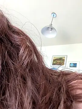 Petite Juicy Olive online show from 13, 7, 2026