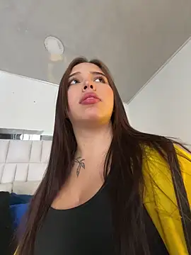 Snapshot of LunaCandy_ chatting on 4, 2, 2026 LunaCandy online show from 4, 2, 2026