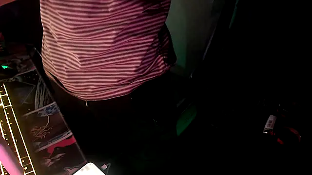 twink69Finger online show from 10, 10, 2025
