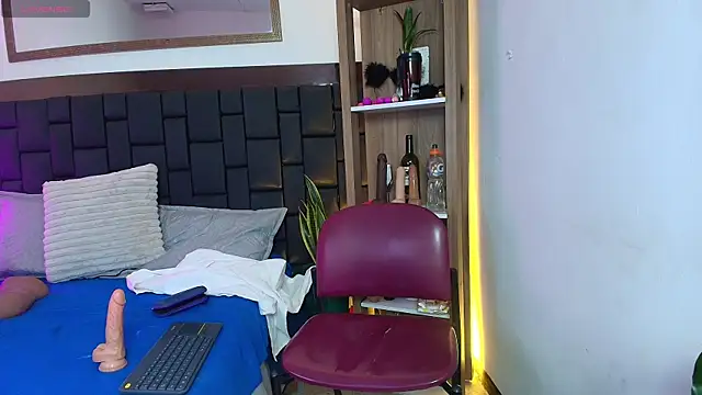 EllenaBoobs  online show from 31, 3, 2026