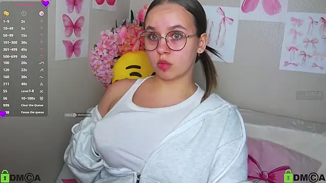 Lilysweet13 online show from 5, 10, 2025