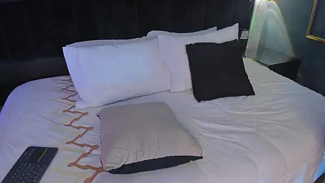 Snapshot of Daia_Ortiz chatting on 15, 3, 2025 Daia Ortiz online show from 15, 3, 2025