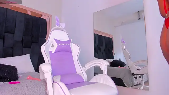 Snapshot of Daia_Ortiz chatting on 20, 3, 2025 Daia Ortiz online show from 20, 3, 2025