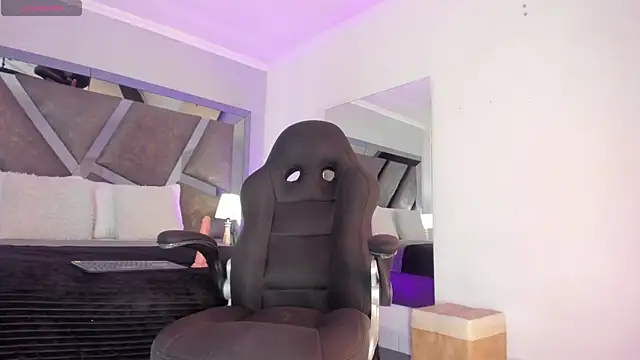 Snapshot of Daia_Ortiz chatting on 22, 3, 2025 Daia Ortiz online show from 22, 3, 2025