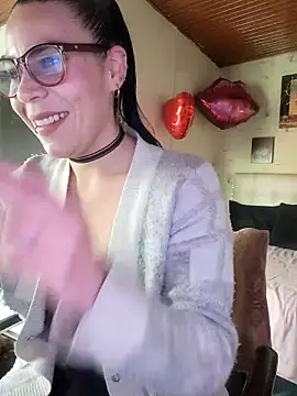 mia velvet1 online show from 2, 4, 2026