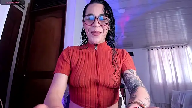 mia velvet1 online show from 17, 4, 2026