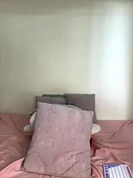 Ivelleee  online show from 16, 12, 2025