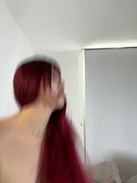 Ivelleee  online show from 15, 4, 2026