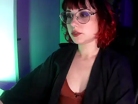 Snapshot of Acid_Girl_Ofc chatting on 24, 10, 2025 Acid Girl Ofc online show from 24, 10, 2025