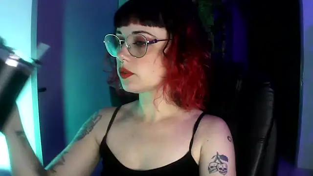 Snapshot of Acid_Girl_Ofc chatting on 13, 11, 2025 Acid Girl Ofc online show from 13, 11, 2025