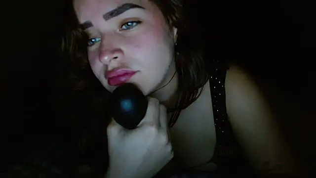 Snapshot of bran_lindi chatting on 21, 10, 2025 bran lindi online show from 21, 10, 2025