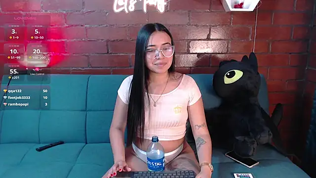 Snapshot of im_mariham_ chatting on 22, 3, 2025 im mariham online show from 22, 3, 2025