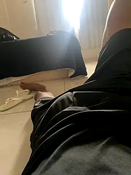 Snapshot of Bfsilva244 chatting on 27, 10, 2025 Bfsilva244 online show from 27, 10, 2025