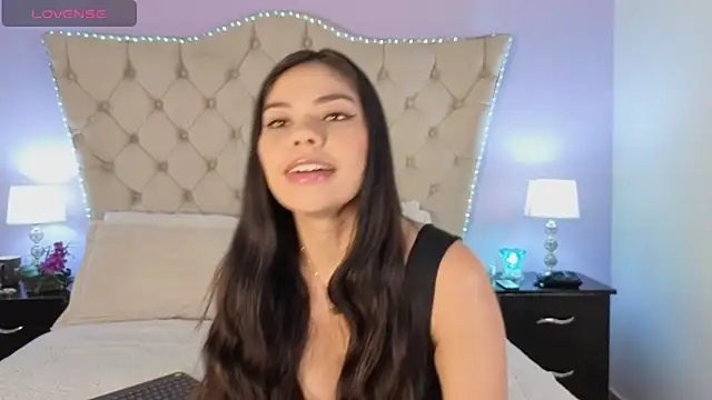 Snapshot of CarolineNasty chatting on 25, 11, 2025 CarolineNasty online show from 25, 11, 2025