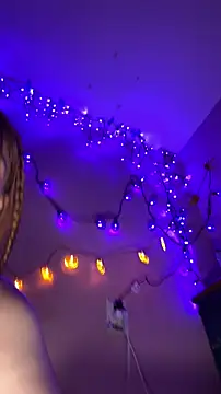 Snapshot of LoganPeny chatting on 22, 10, 2025 LoganPeny online show from 22, 10, 2025