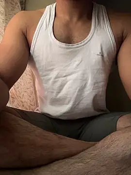 Snapshot of TallMuscularBBC chatting on 15, 3, 2025 TallMuscularBBC online show from 15, 3, 2025