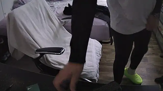 Muffdiver718 online show from 18, 3, 2025