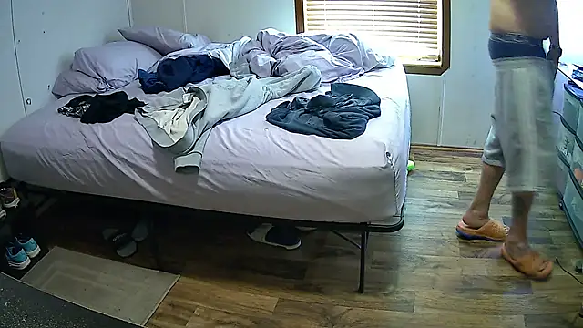 Muffdiver718 online show from 18, 3, 2025