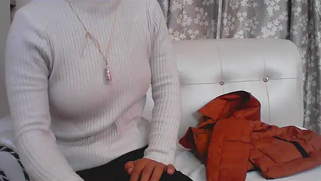 LAYLA 600 online show from 18, 1, 2026