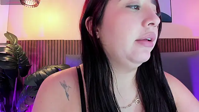 Snapshot of MelinaCruz chatting on 24, 4, 2026 MelinaCruz online show from 24, 4, 2026