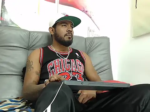 BladeFoxxx1 online show from 27, 9, 2025