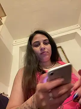 Snapshot of Veramaia chatting on 29, 4, 2026 Veramaia online show from 29, 4, 2026