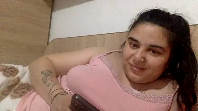 Snapshot of Veramaia chatting on 15, 5, 2026 Veramaia online show from 15, 5, 2026