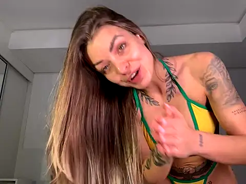 Snapshot of azimmer__ chatting on 6, 10, 2025 azimmer online show from 6, 10, 2025