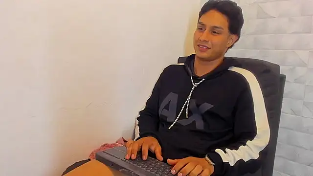 Stone grey1  online show from 19, 3, 2025