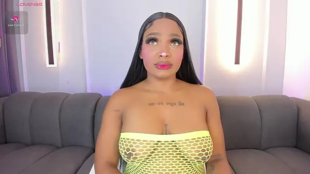 Snapshot of karol_white_ chatting on 13, 1, 2026 karol white online show from 13, 1, 2026