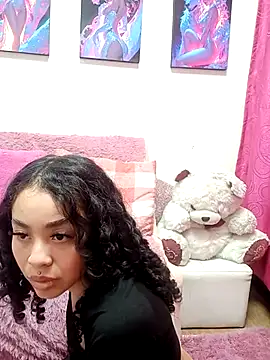 Snapshot of Tracy_KS chatting on 12, 3, 2025 Tracy KS online show from 12, 3, 2025