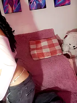 Snapshot of Tracy_KS chatting on 14, 3, 2025 Tracy KS online show from 14, 3, 2025